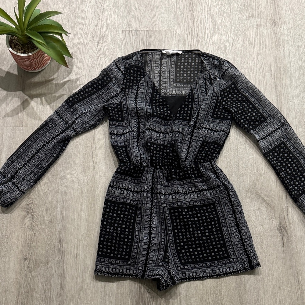 BCBGeneration Black and Gray Geometric Jumpsuit